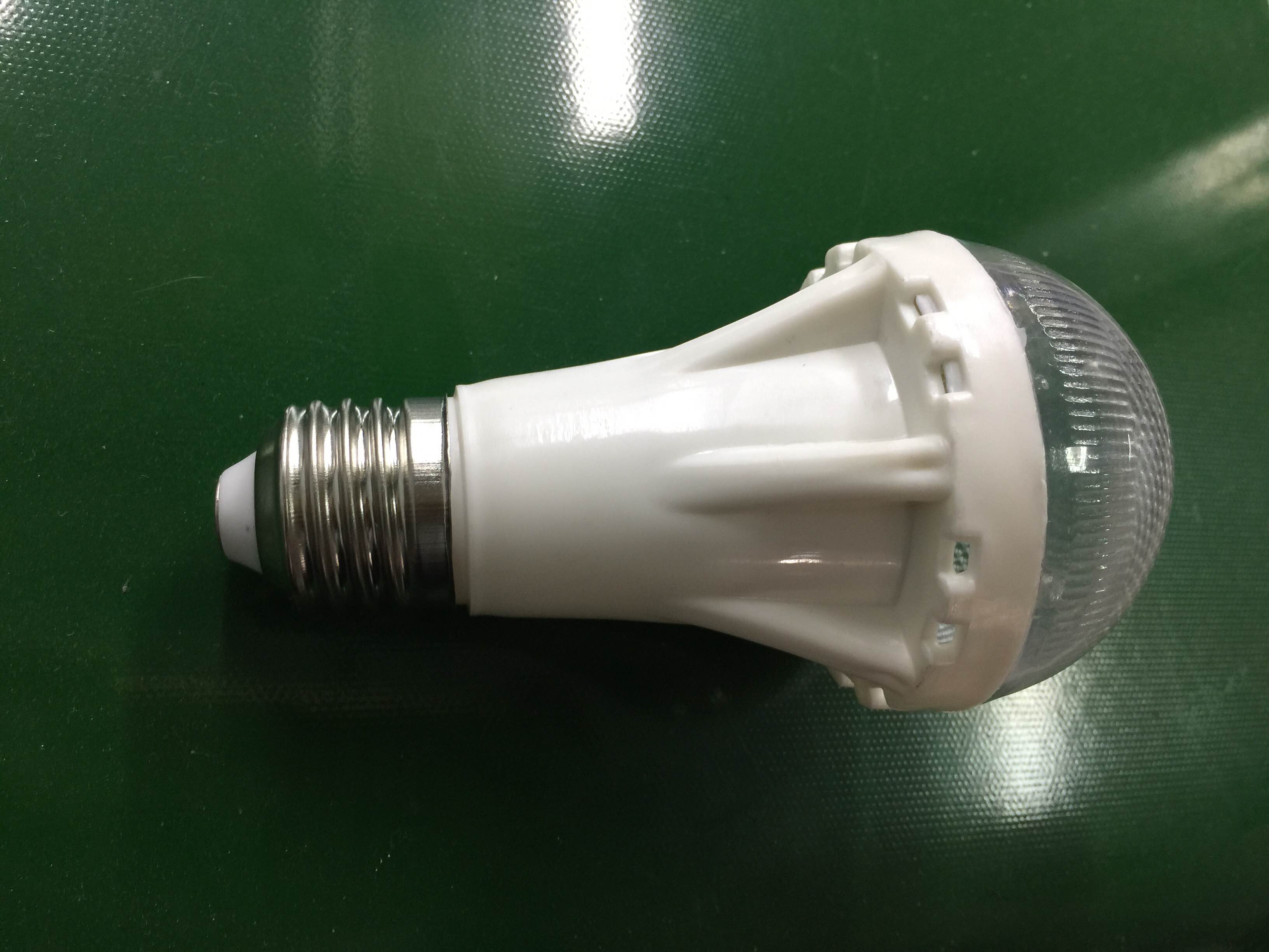 Đèn Led siêu tiết kiệm điện - Bóng tròn Bulb 3,5W